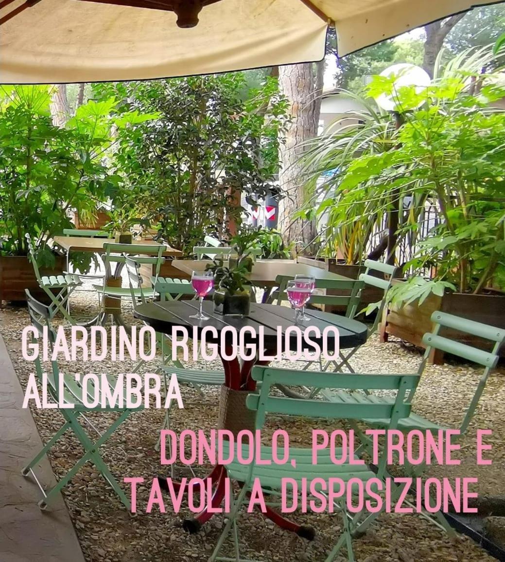 Casa Dorita - Free Breakfast Corner 8-12 Hotel Cervia Bagian luar foto
